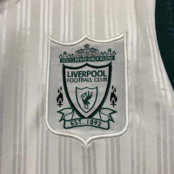 Liverpool 95/96 away shirt