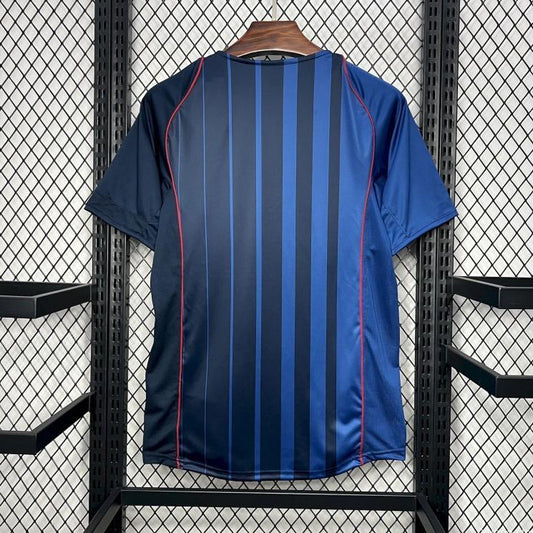 Barcelona 04/05 away shirt
