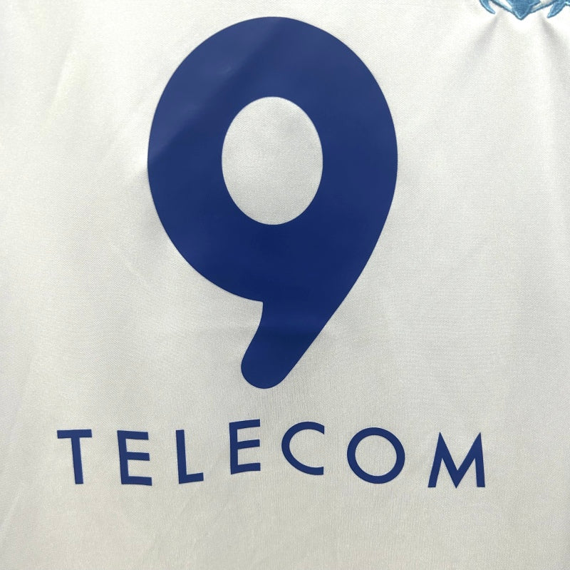 White Marseille 03/04 home shirt with '9 TELECOM' text