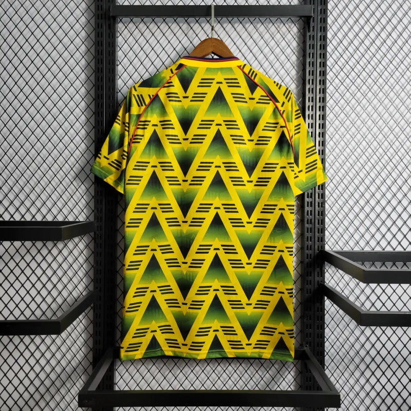 Arsenal 01-03 away shirt