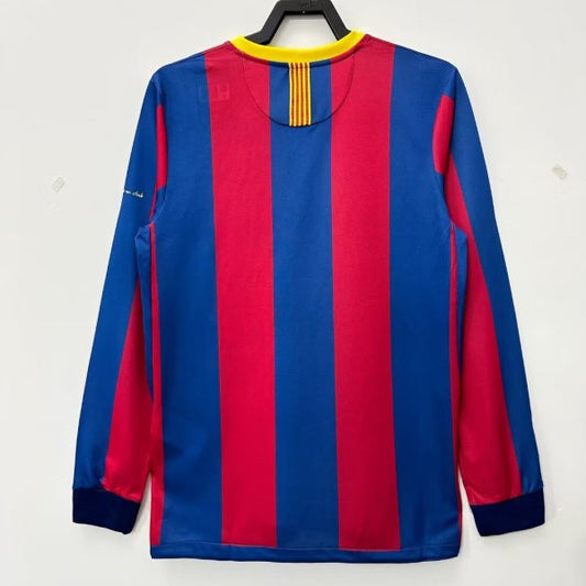 Long-sleeve Barcelona 10/11 home shirt with blue and red vertical stripes on a white background