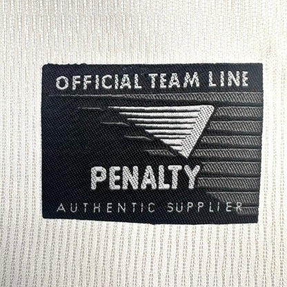 Penalty brand label on a 2000 São Paulo home shirt