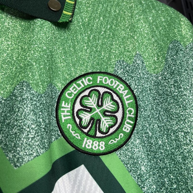 Green Celtic 91/92 away shirt  with Celtic Football Club logo