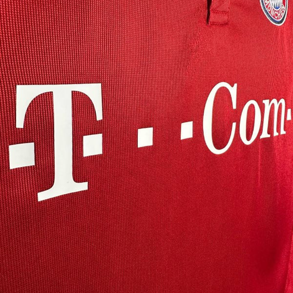 Bayern Munich 05/06 home shirt
