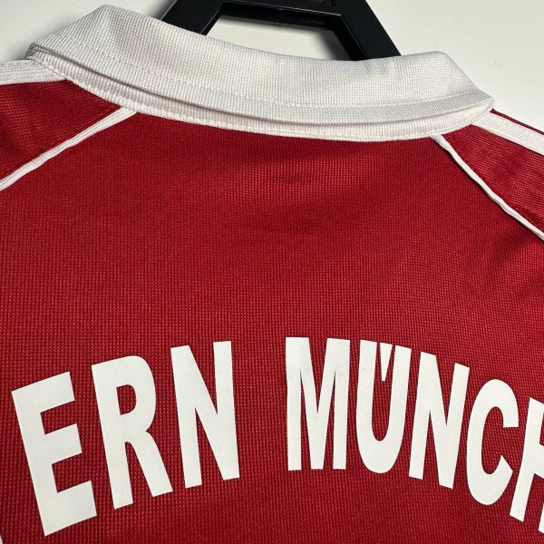 Bayern Munich 05/06 home shirt