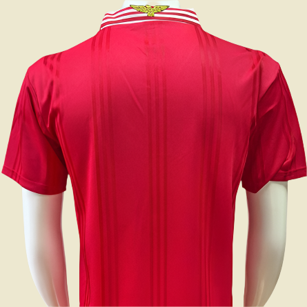 Red Benfica 97/98 home shirt on a mannequin with a gray background